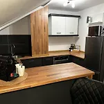 St-apartments Charming 3 - Helles Dachgeschoss-studio Mit Doppelbett Oder Zwei Einzelbetten - Schoenem Ausblick In Ruhiger Lage Und Parkplaetzen Direkt Vor Dem Haus شقة *
