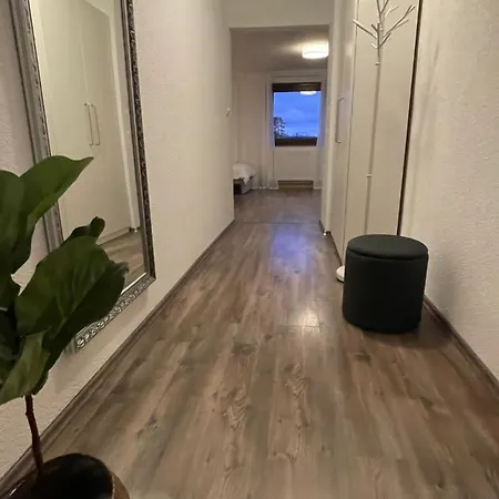 Апартаменты St-apartments Charming 3 - Helles Dachgeschoss-studio Mit Doppelbett Oder Zwei Einzelbetten - Schoenem Ausblick In Ruhiger Lage Und Parkplaetzen Direkt Vor Dem Haus *