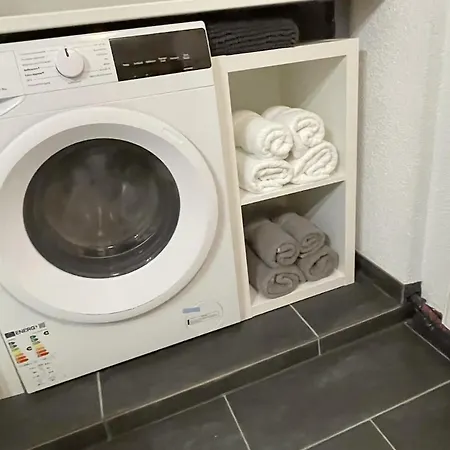 Appartamento St-apartments Charming 3 - Helles Und Ruhiges Mit 3 Schlafzimmern - Einzelbetten Moeglich - Schnelles Wlan Und Parkplaetze Direkt Vor Dem Haus Geislingen an der Steige